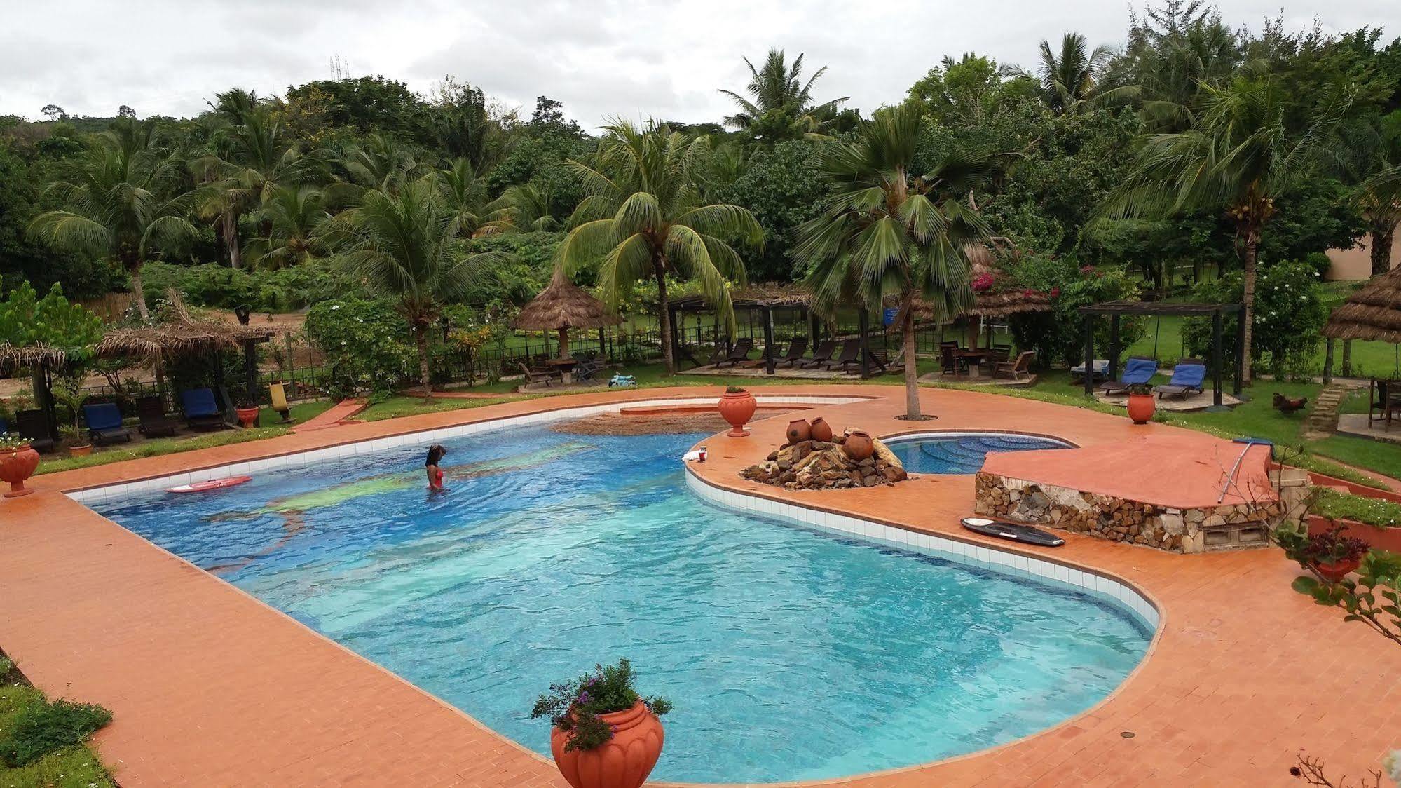 Afrikiko River Front Resort Akosombo Zewnętrze zdjęcie